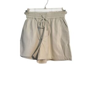 Good American Better Than Leather Shorts Womens Size 1 US S Bone‎ Faux Leather